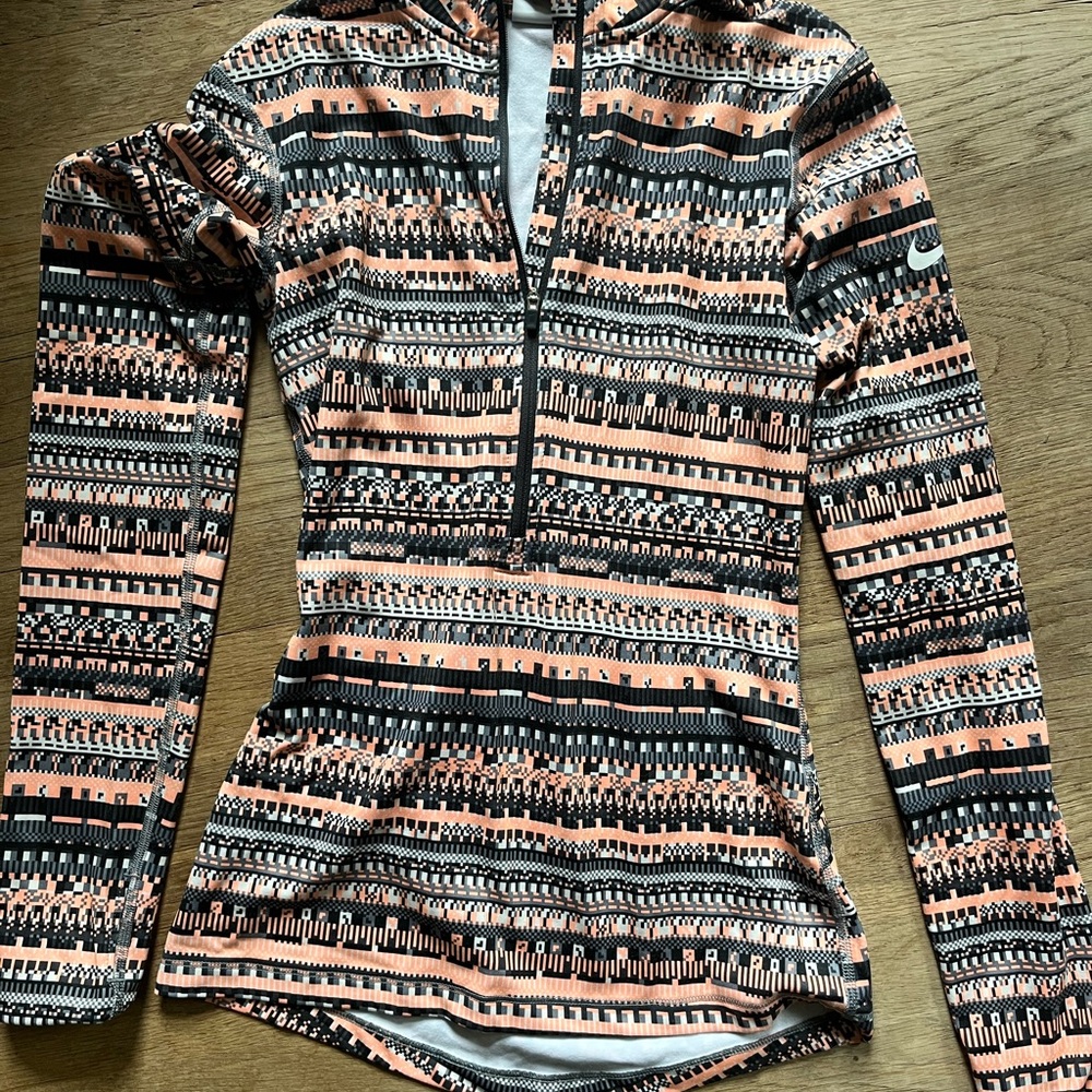 Nike Pro Dri-FIT Geometric Zip-Up Top - Black and Orange
